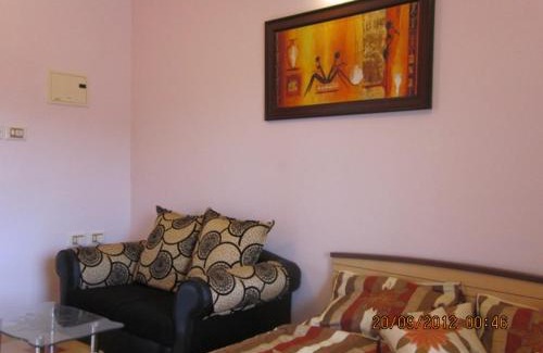 Sainagar Apartment | AF-6 Candolim with shared pool