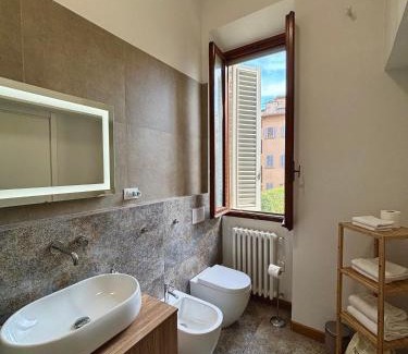 Sant' Ambrogio House | Affittacamere Medusa