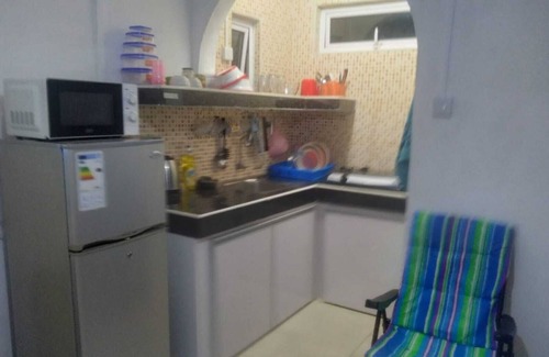 Calebasses Apartment | Affordable 2nd-floor apartment with pool close to the sea