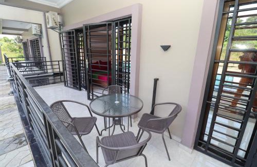 Kribi Apartment | AfriqPnB RF Appart 3-chambres avec Piscine