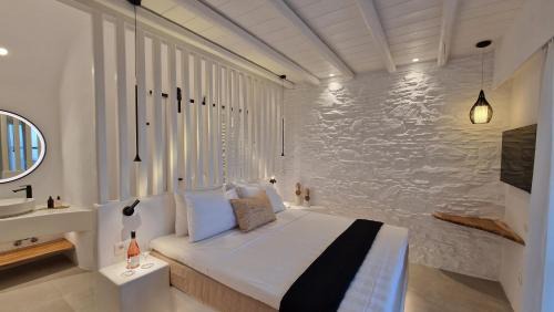 Ano Meria Apartment | AGADA Folegandros Suites & Villas Adults Only