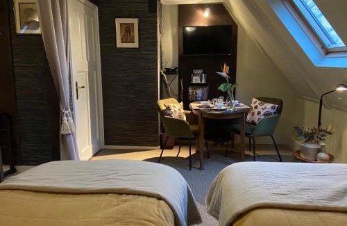 Hoogkarspel Bed & Breakfast | Agapanthus bed and breakfast