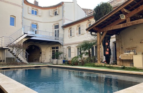 Agen House | Agen hyper center - Gîte 60m² with swimming pool - sleeps 4