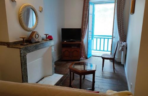 Siguer House | Agréable maison dans un beau village de montagne
