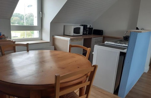Ergue-Gaberic Apartment | Agréable petit T3, à proximité de Quimper