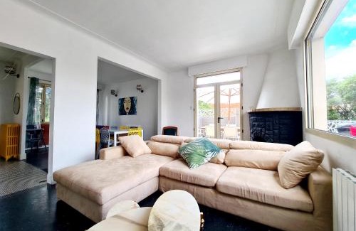 Gagny Villa | Agréable Villa à mi-chemin de Paris & Disneyland & Stade de France