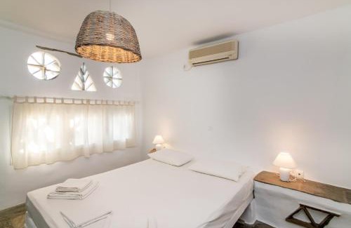 Agios Romanos House | Agrelia Seafront Residences