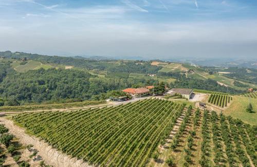 Farigliano Bed & Breakfast | Agriturismo Cantine Bevione - Rooms with air conditioning