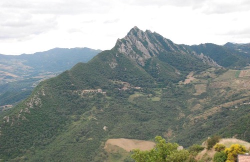 Castelmezzano House | Agriturismo Grotta Dell'Eremita