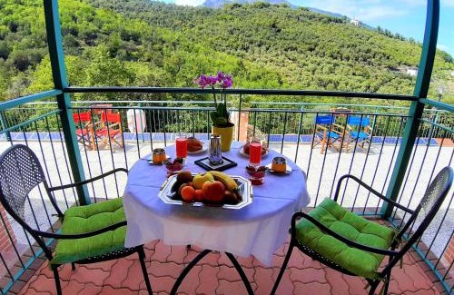 Toirano House | Agriturismo Monte Acuto - natura, mare & relax in piscina