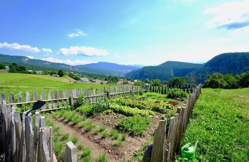Senale San Felice House | Agriturismo Reinhof