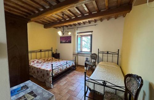 Valfornace House | Agriturismo Roccamaia