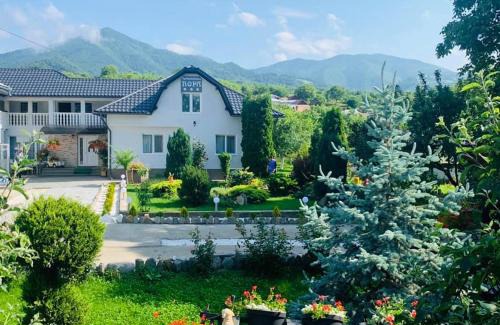 Prundu Bargaului House | Agropa Rooms & Garden Events