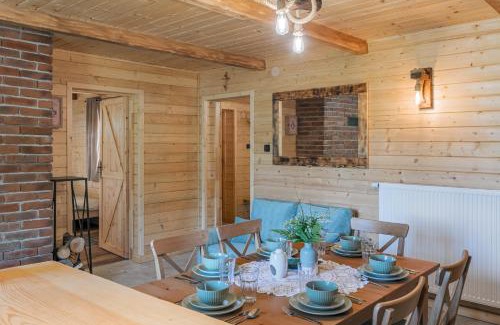 Leoncin Ski Chalet | Agroturystyka na Cisowym