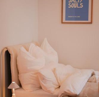 Ravensberg Apartment | AHOI HOMES - Stilvoller Altbau im Herzen Kiels