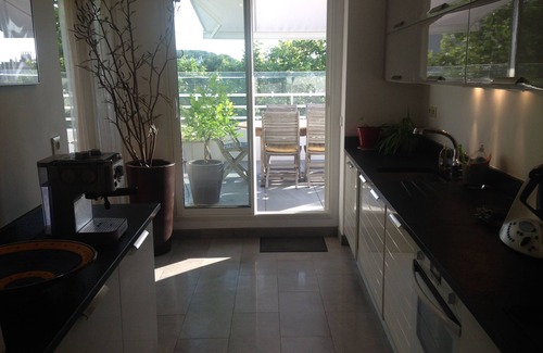 Montredon Apartment | Air-conditioned roof terrace between sea and hills with jacuzzi, 200m from the beach