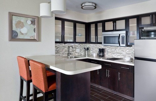 North Wales Condo | Air-Conditioned Suite | Gym, Indoor Pool