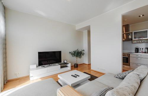 Kesklinn Apartment | AirHome - Old Town View 2