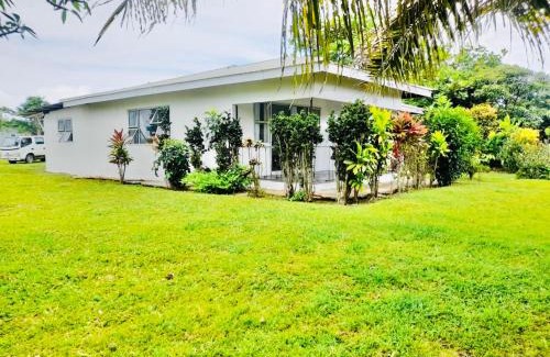 Fua'amotu House | Airport Cottage - Private Twin Room