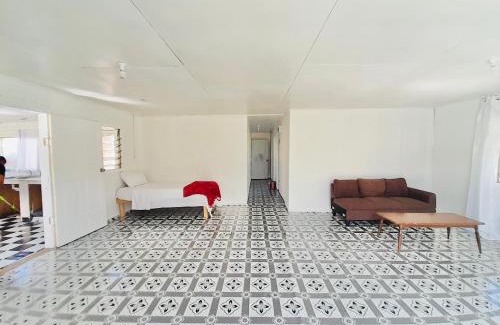 Fua'amotu House | Airport Cottage - Private Twin Room