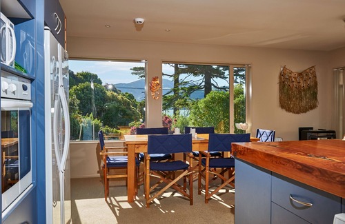 Akaroa Apartment | Akaroa on the Beach Apartments