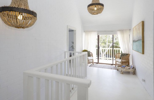 Avalon Beach House | Akau Avalon - Family Friendly Beach House