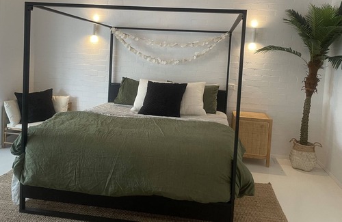Avalon Beach House | Akau Avalon - Family Friendly Beach House