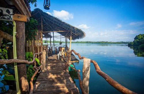 Dodanduwa Bed & Breakfast | Aki Luna Lagoon Resort Hikkaduwa