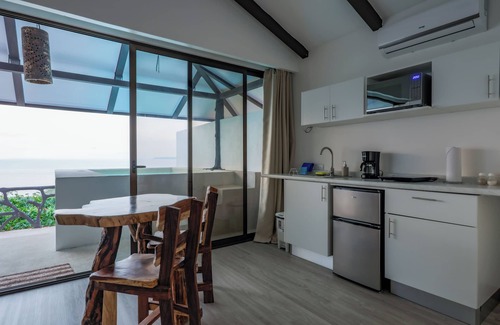 Tarcoles Hotel | Akua Ocean View Suites