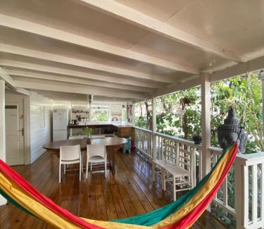 Cul de Sac House | Akunamatata Guest House Cul de Sac