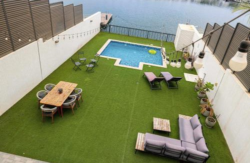 Al-Fujairah Villa | Al Bandar Luxury Villa with private pool - Al Dana Island Fujairah