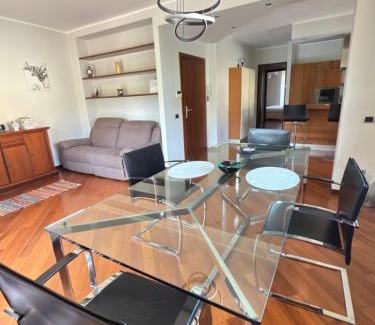 Canzo Apartment | Al Civico32