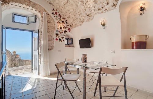 Monte Sant'Angelo Apartment | Al Torrione 2