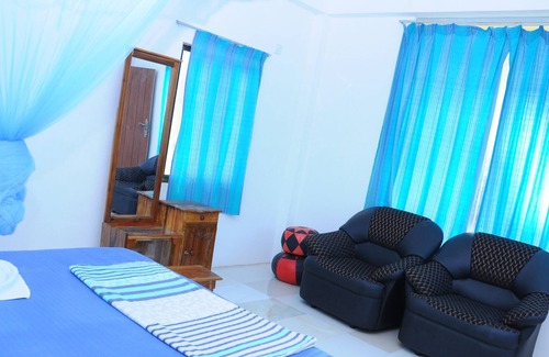 Norochcholai Hotel | Alankuda Dolphin Village Hotel