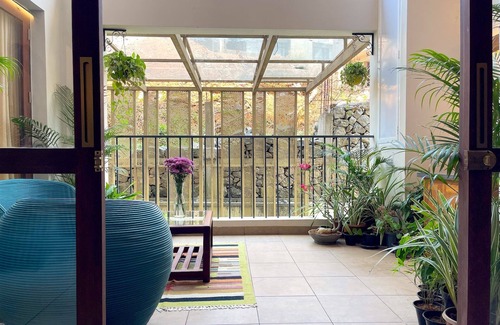 Kakkanad Apartment | Alaya @ Calypso - 6,000 Sq Ft Luxe Duplex - Stunning Stays for Groups & Families