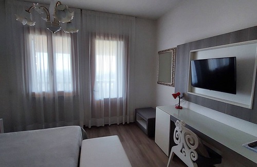Montebelluna Hotel | Albergo Alla Pineta