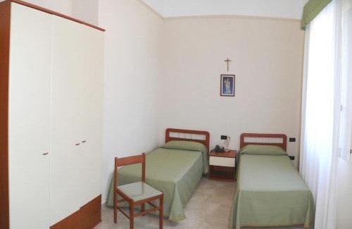 Monte Sant'Angelo Hotel | Albergo Casa Del Pellegrino