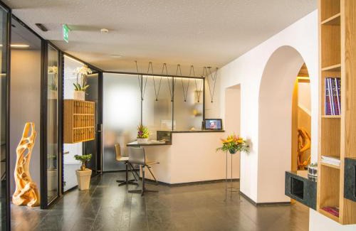 Poschiavo Hotel | Albergo Croce Bianca