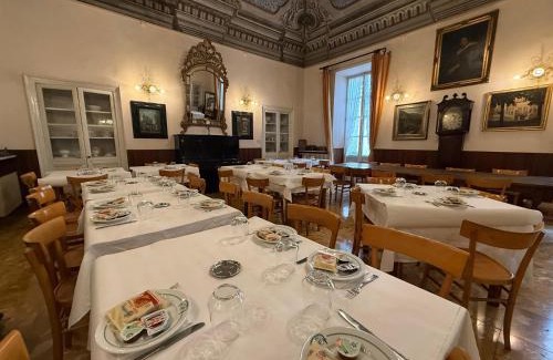 Pieve di Teco Hotel | Albergo Dellangelo