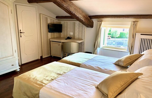 Torri del Benaco Hotel | Albergo Gardesana