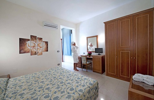 Contursi Terme Hotel | Albergo Terme Forlenza