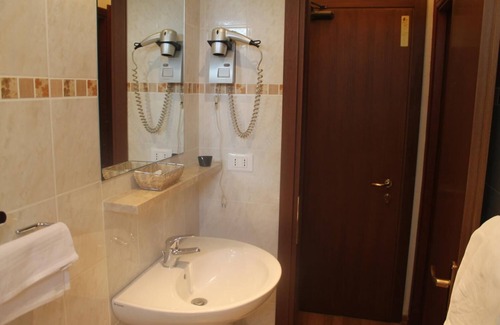 Ovada Hotel | Albergo Vittoria