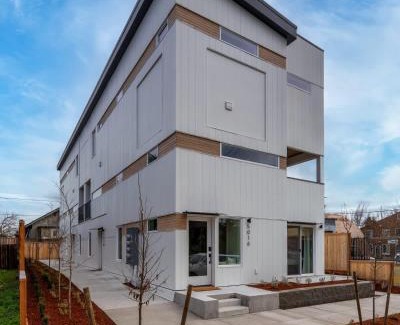 Alberta Arts District House | Alberta Arts District Hideaway- Stylish Townhome