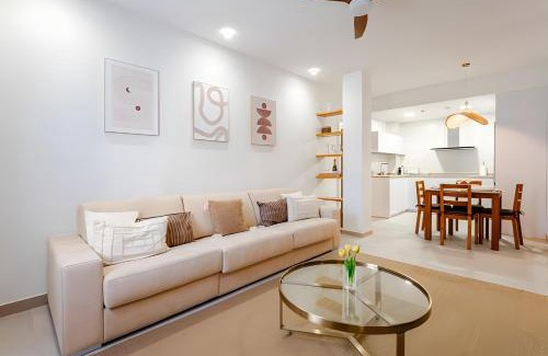San Felipe Neri Apartment | AlbertHouse - Lujoso Apartamento en el Centro de Málaga