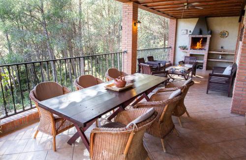 Mont-roig del Camp Villa | AldeaMia, Cozy villa for 8 people, pool, mountain view, beach at 8 min