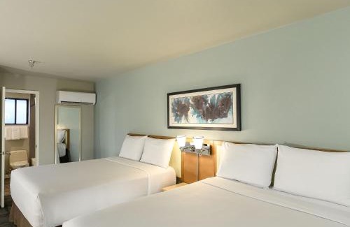 Las Vegas Hotel | Alexis Park All Suite Resort