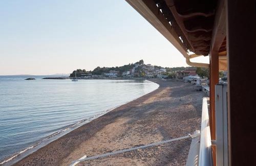 Foinikounta Apartment | Alexis Studios