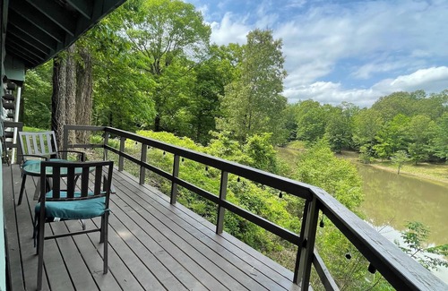 Pope Cabin | Alice Moseley's Plum Point Retreat @ Enid Lake