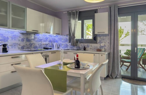 Agii Apostoli Apartment | Alisahni Suite