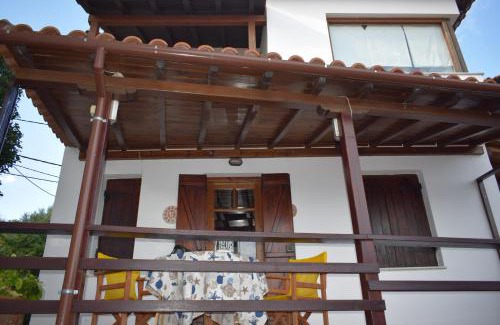 Agios Ioannis Apartment | Alisaxni Seaside Studio